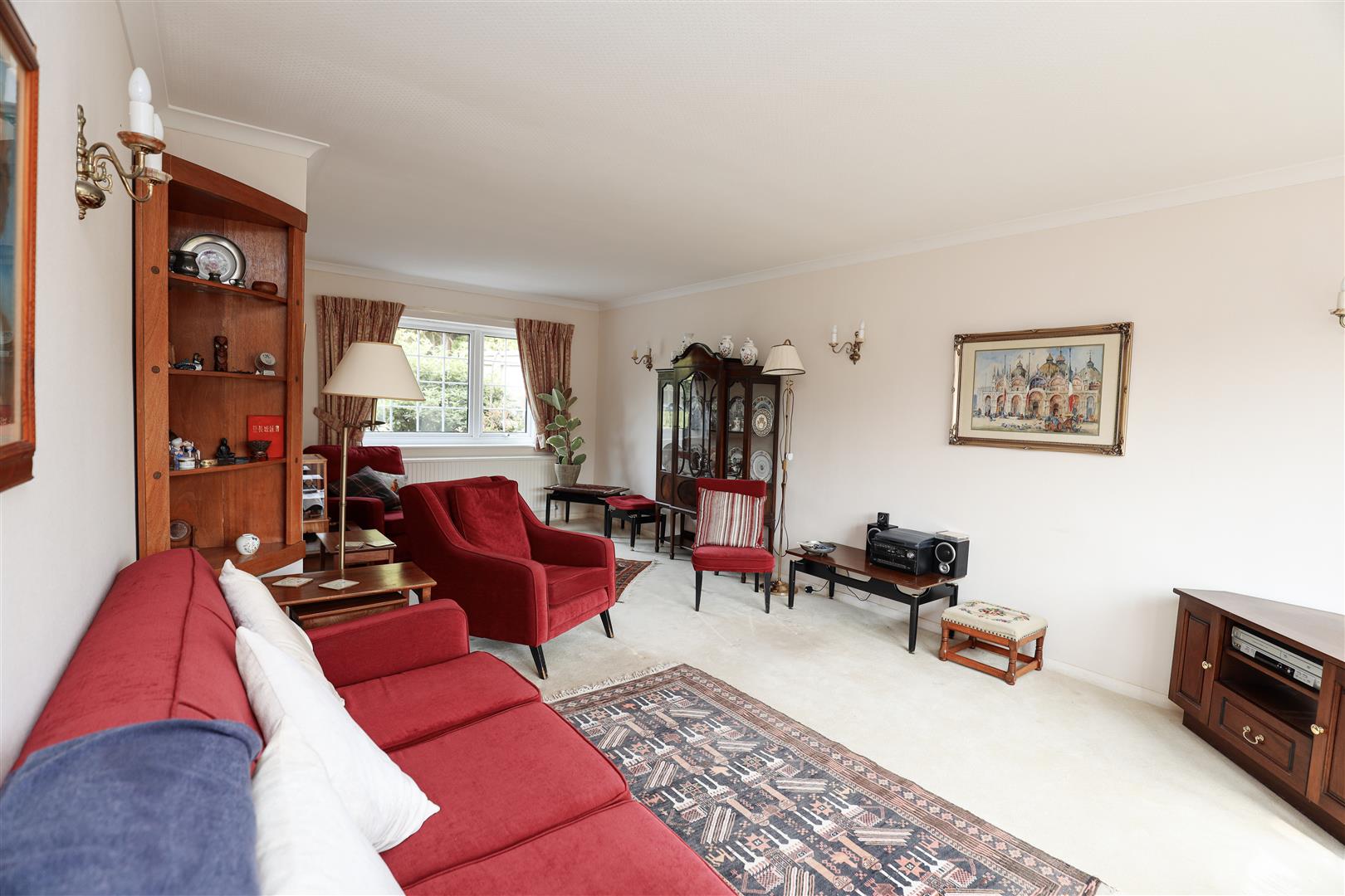 7 Meadow Court, St. Brides Major, Vale of Glamorgan, CF32 0SW